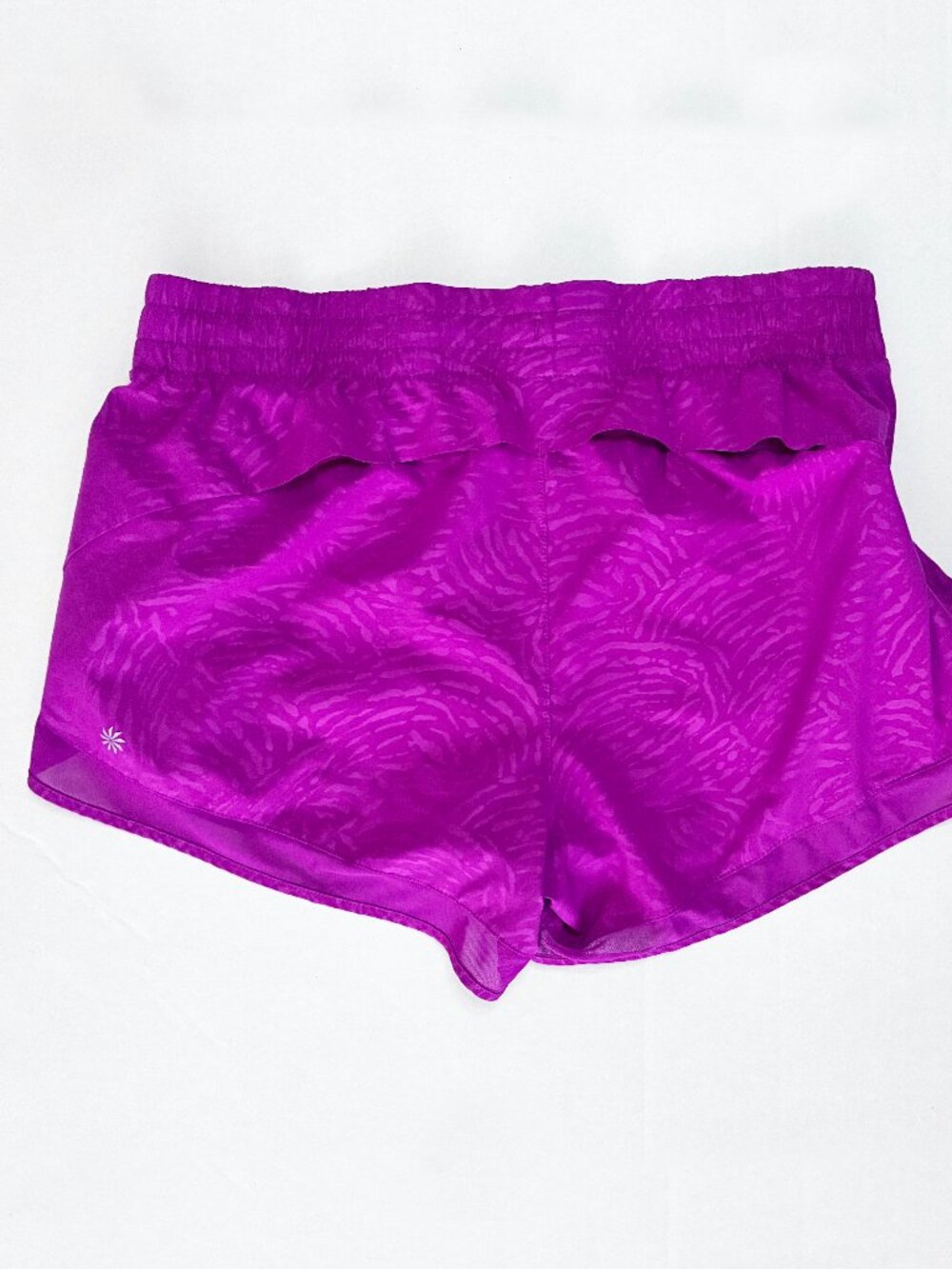 Athleta Mesh Racer Run Mid Rise 4" Shorts - Camo Lux Magenta - Size M